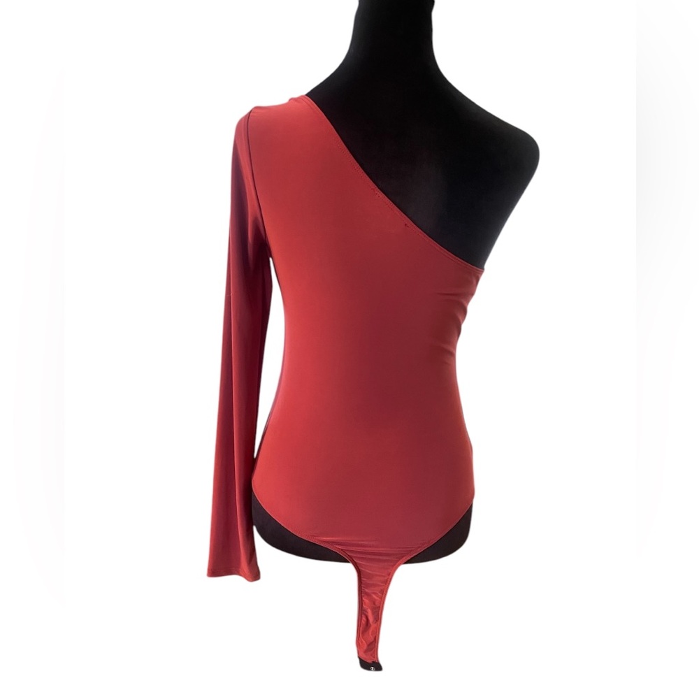 Bronze goddess, rust,red,orange,
One shoulder,
Cut out, bodysuit, Large, New - Picture 2 of 6